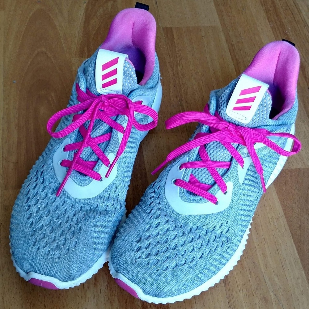 adidas AlphaBounce EM
